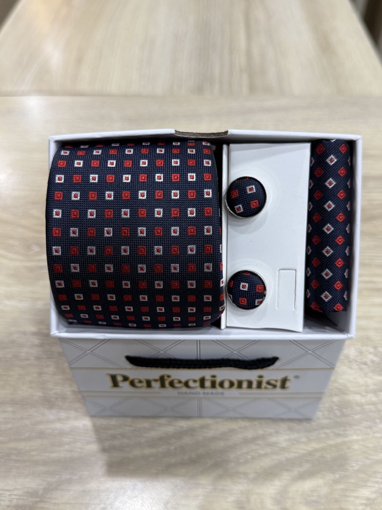 Tie Perfectionist